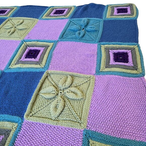 Vintage Mary Maxim Cottagecore 3D Flower Patch Throw Afghan 70"x48" Blue Multi - Picture 5 of 9